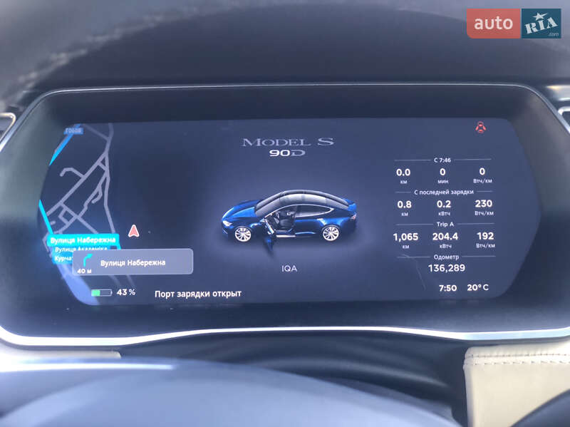 Лифтбек Tesla Model S 2016 в Киеве