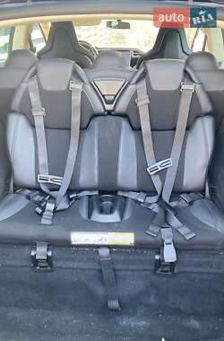 Ліфтбек Tesla Model S 2013 в Києві