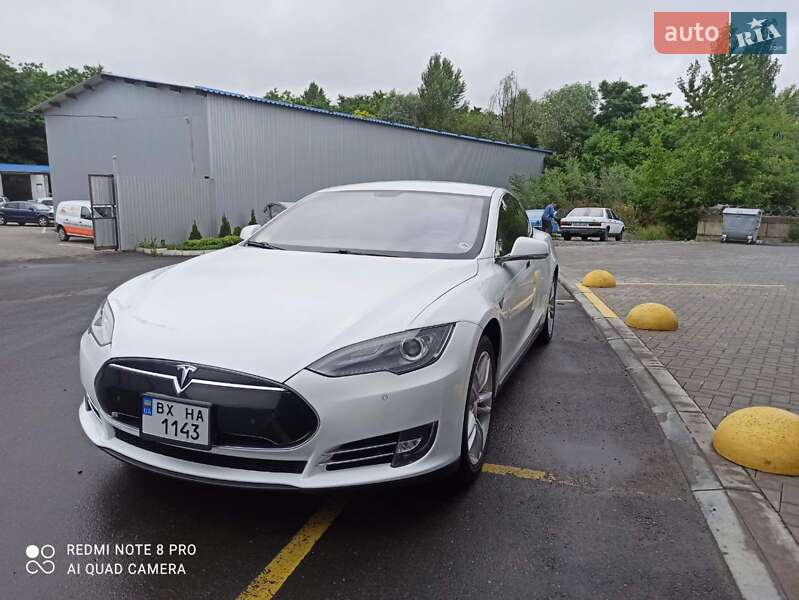 Лифтбек Tesla Model S 2013 в Хмельницком