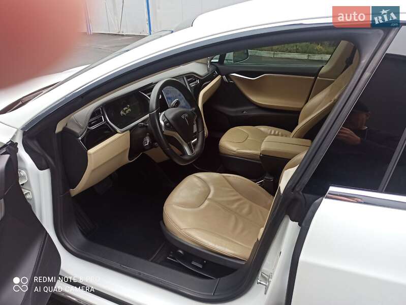Ліфтбек Tesla Model S 2013 в Хмельницькому