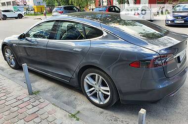 Лифтбек Tesla Model S 2013 в Тернополе