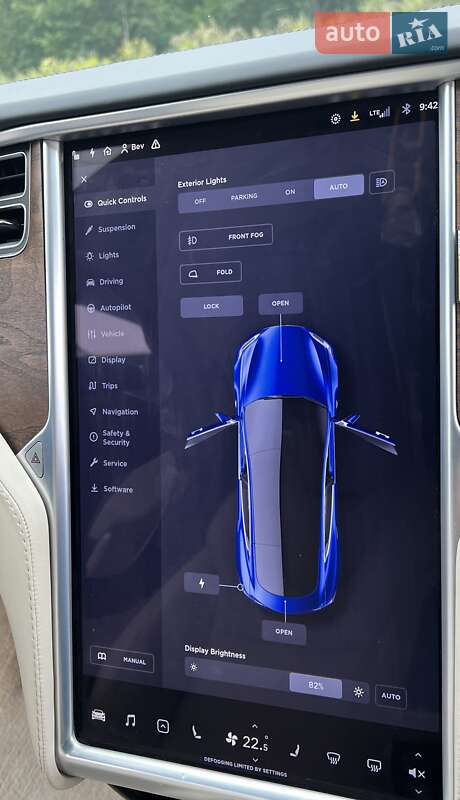 Лифтбек Tesla Model S 2018 в Львове