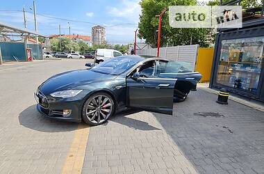 Седан Tesla Model S 2014 в Одессе