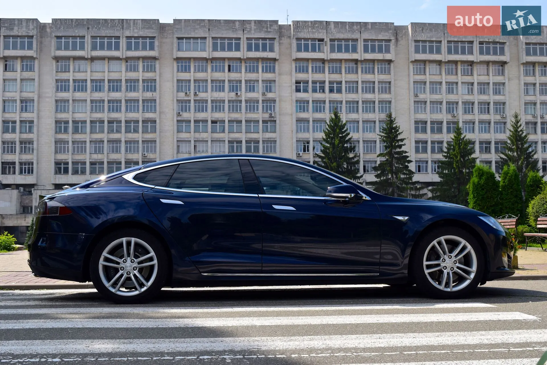 2015 Tesla Model S - мініатюра 11