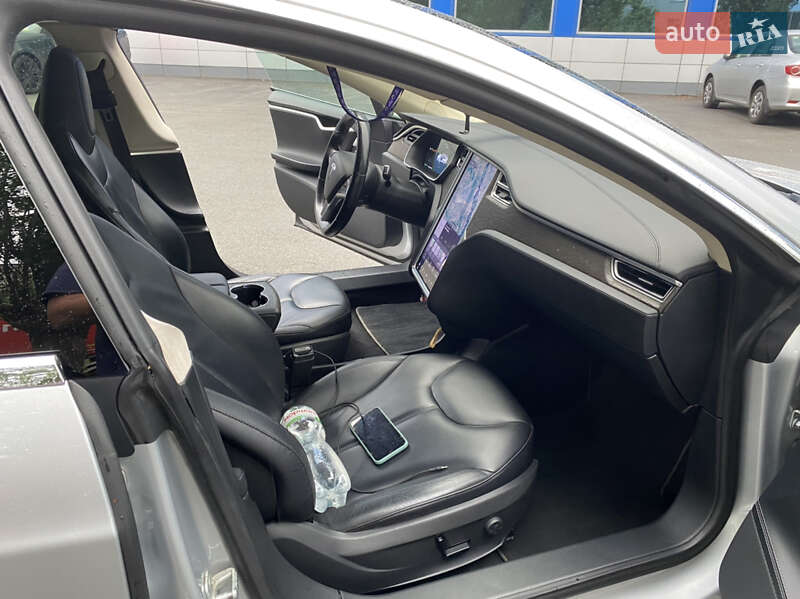 Хетчбек Tesla Model S 2014 в Києві фото 7 Хетчбек Tesla Model S 2014 в Києві