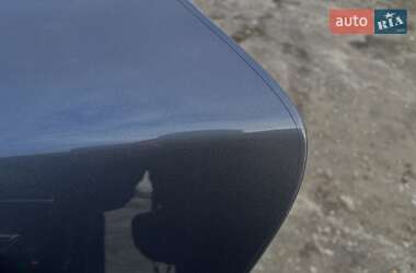 Лифтбек Tesla Model S 2014 в Днепре