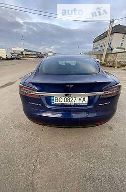 Хэтчбек Tesla Model S 2018 в Львове