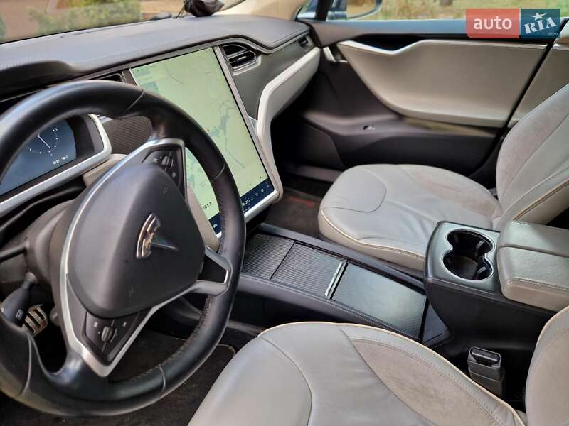 Лифтбек Tesla Model S 2013 в Черкассах фото 9 Лифтбек Tesla Model S 2013 в Черкассах
