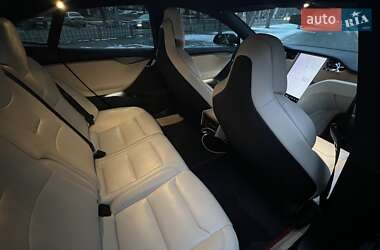 Ліфтбек Tesla Model S 2019 в Харкові