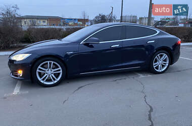 Лифтбек Tesla Model S 2014 в Полтаве