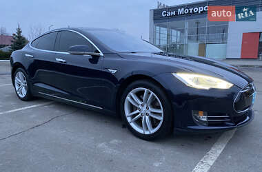 Лифтбек Tesla Model S 2014 в Полтаве