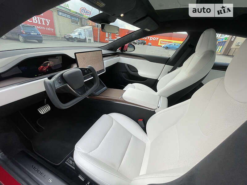 Лифтбек Tesla Model S 2021 в Умани