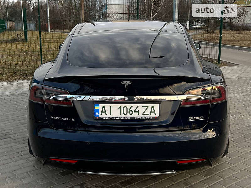 Лифтбек Tesla Model S 2015 в Харькове фото 12 Лифтбек Tesla Model S 2015 в Харькове