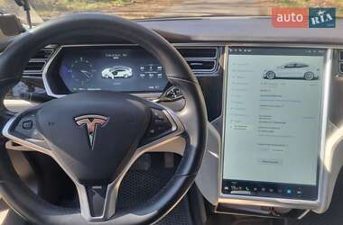 Лифтбек Tesla Model S 2013 в Виннице