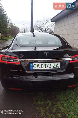Ліфтбек Tesla Model S 2017 в Умані