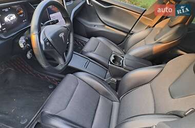 Лифтбек Tesla Model S 2018 в 