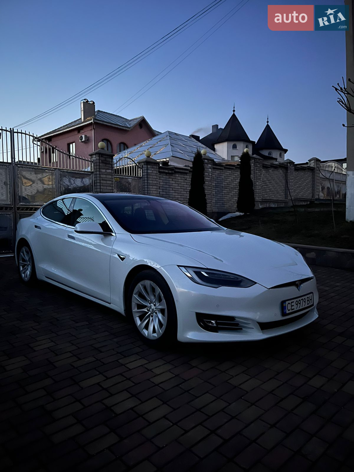 2017 Tesla Model S - мініатюра 8