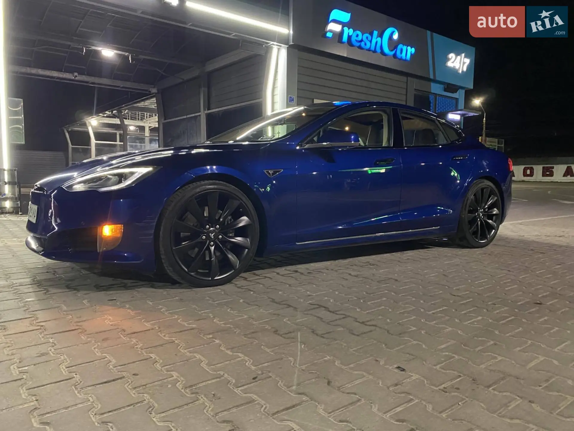 2015 Tesla Model S - мініатюра 2