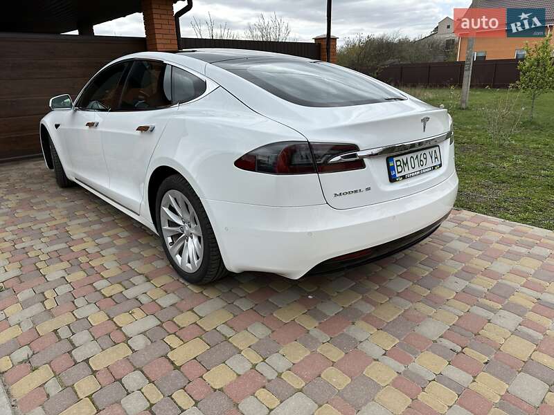 Ліфтбек Tesla Model S 2017 в Сумах