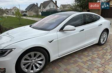 Ліфтбек Tesla Model S 2017 в 