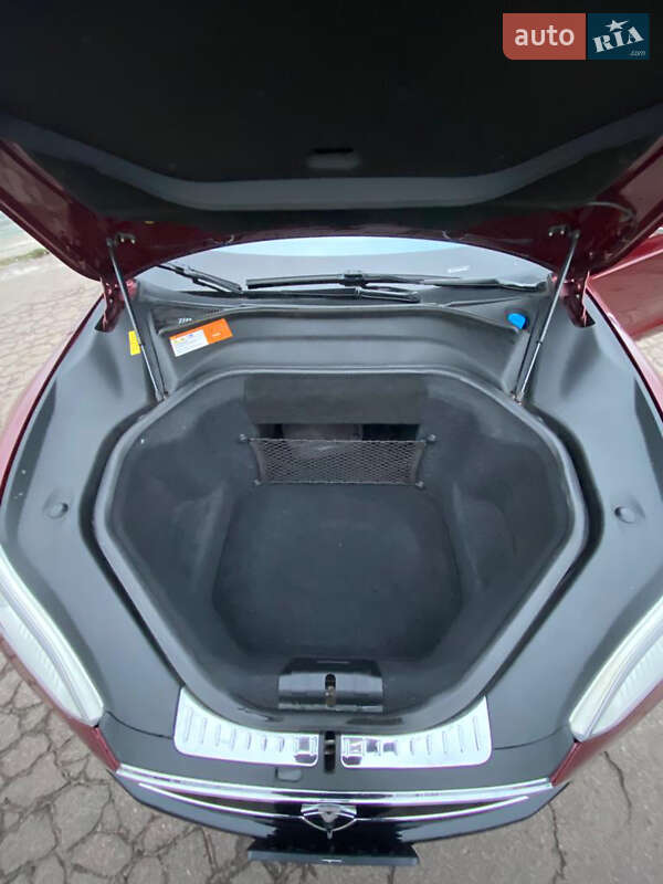 Лифтбек Tesla Model S 2012 в Днепре