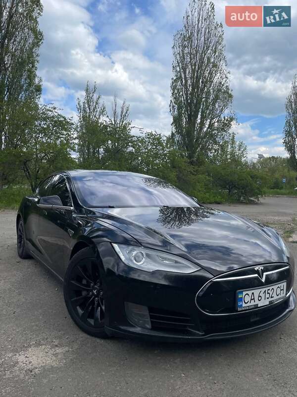 Tesla Model S 2015 Tesla Model S 2015