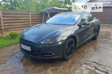 Ліфтбек Tesla Model S 2013 в Харкові