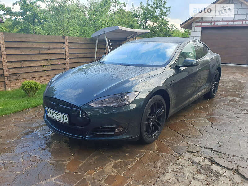 Лифтбек Tesla Model S 2013 в Харькове