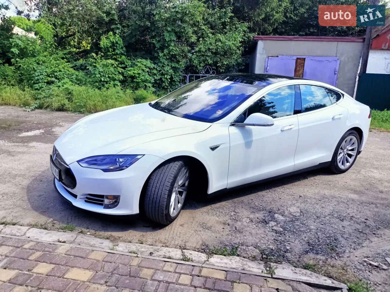 2015 Tesla Model S - мініатюра 13