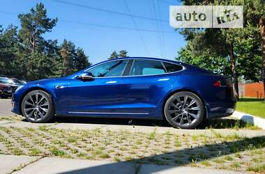 Ліфтбек Tesla Model S 2019 в Києві