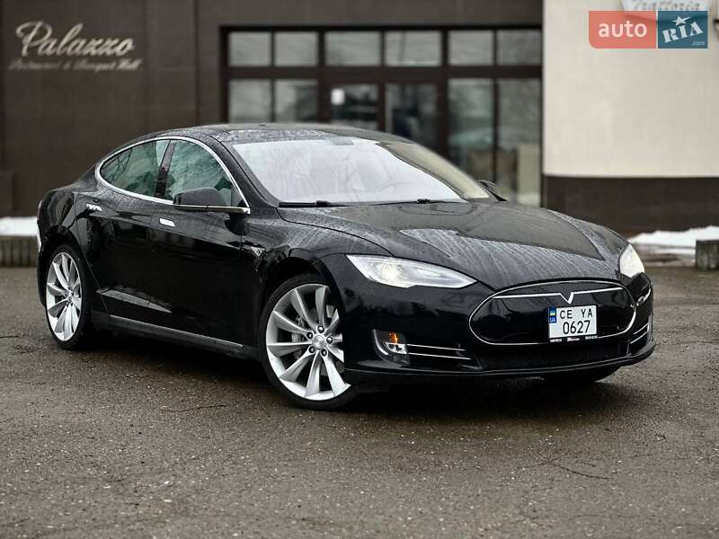 Tesla Model S 2013