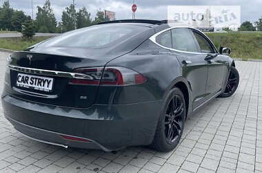 Лифтбек Tesla Model S 2014 в 