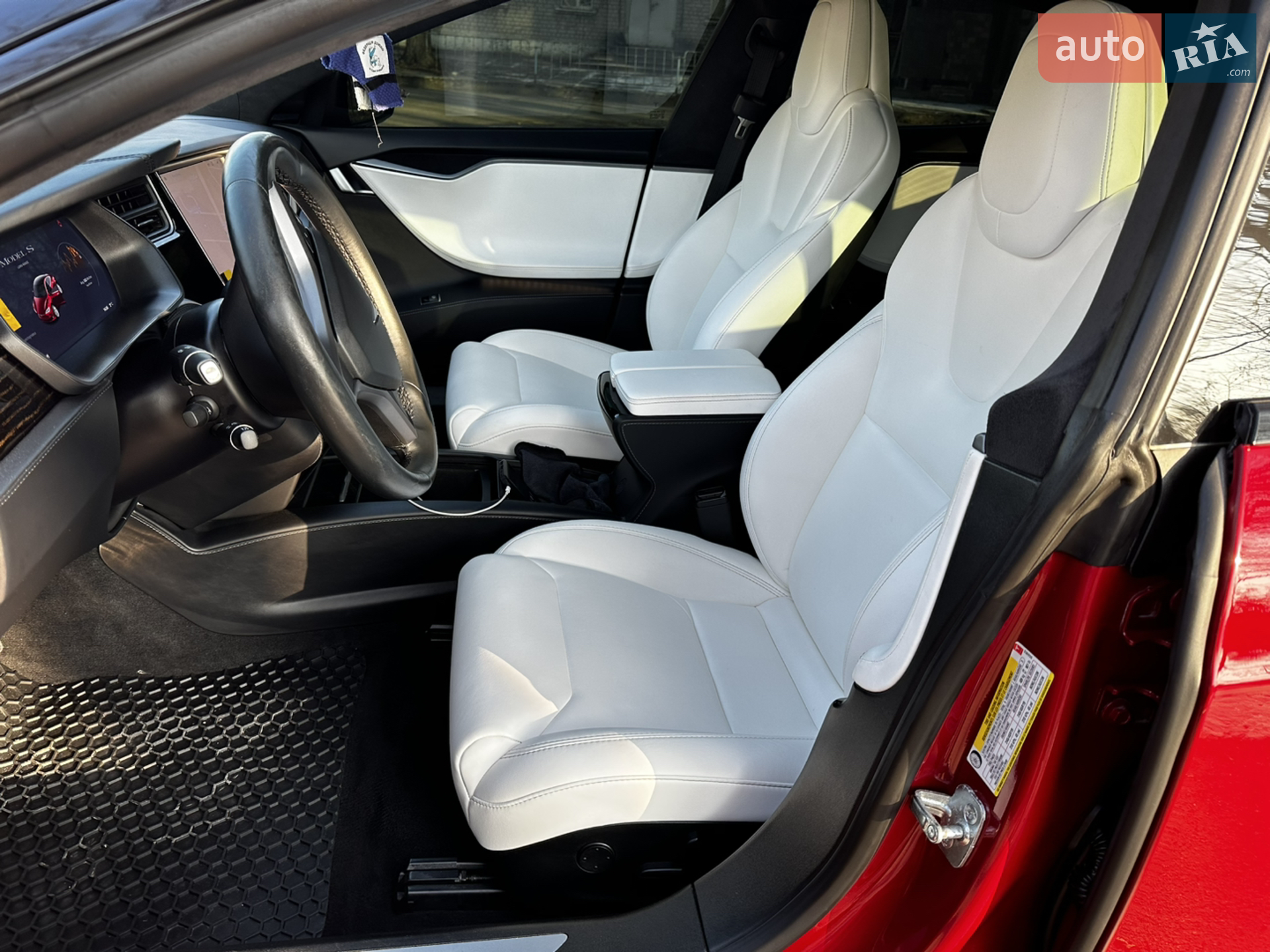 2019 Tesla Model S - мініатюра 11