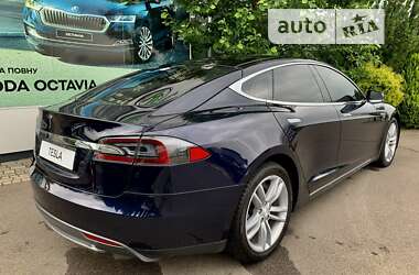 Ліфтбек Tesla Model S 2013 в Рівному