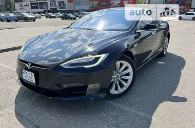 Лифтбек Tesla Model S 2016 в Покровске