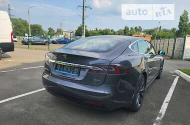 Ліфтбек Tesla Model S 2018 в Києві