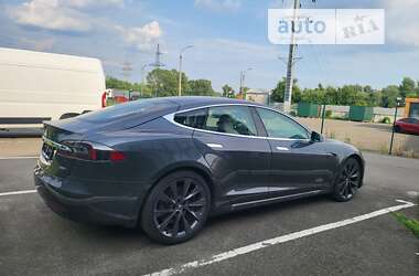 Ліфтбек Tesla Model S 2018 в Києві