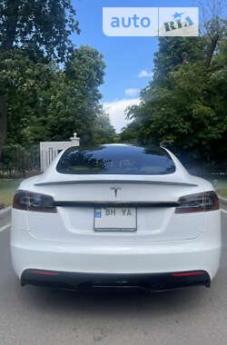 Лифтбек Tesla Model S 2022 в Одессе