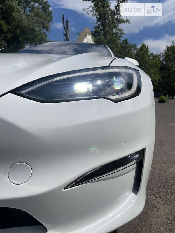 Лифтбек Tesla Model S 2022 в Одессе