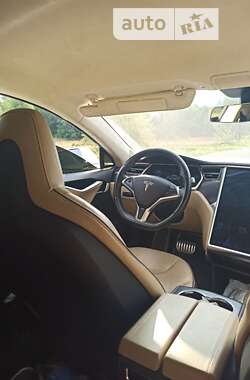 Ліфтбек Tesla Model S 2013 в Києві