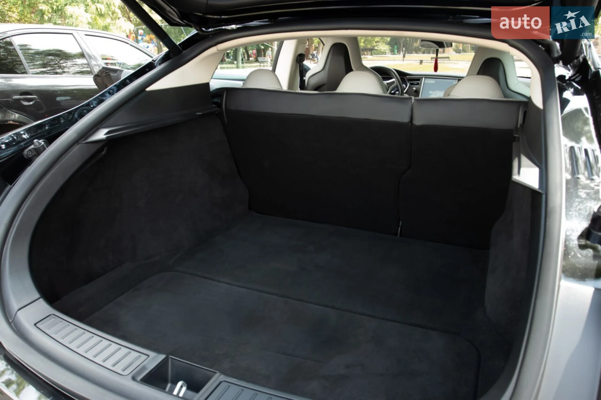 2013 Tesla Model S - мініатюра 4