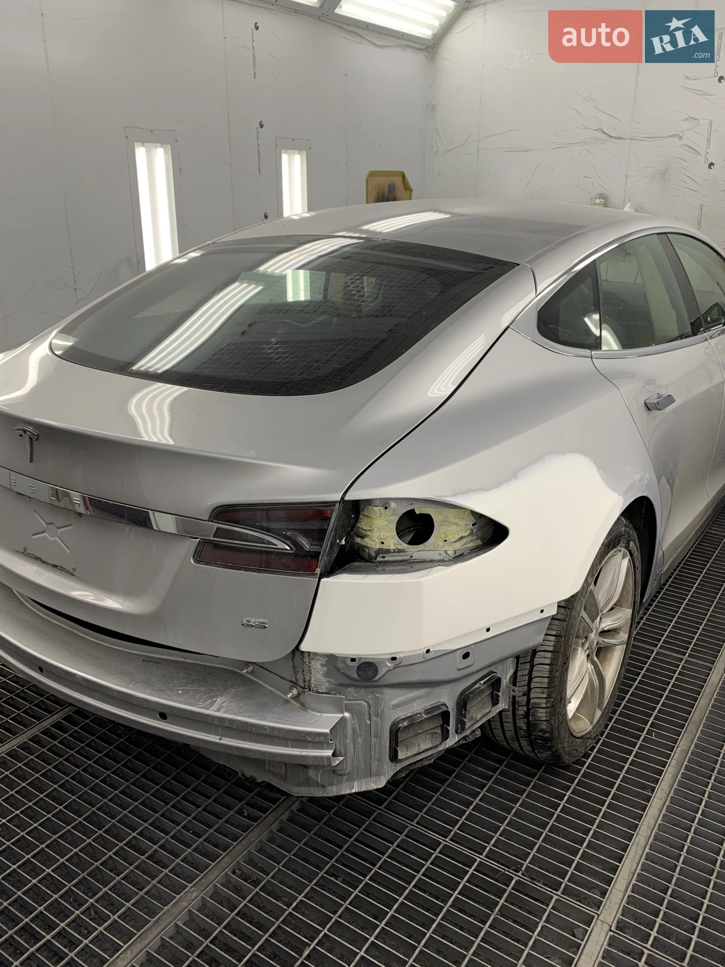 2015 Tesla Model S - мініатюра 23