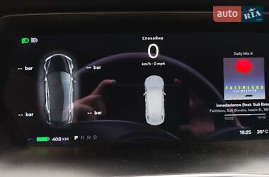 Лифтбек Tesla Model S 2017 в Киеве