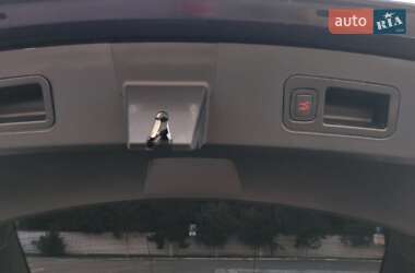 Лифтбек Tesla Model S 2017 в Киеве