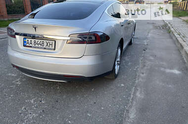 Ліфтбек Tesla Model S 2012 в Києві