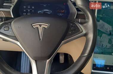 Лифтбек Tesla Model S 2014 в Тернополе