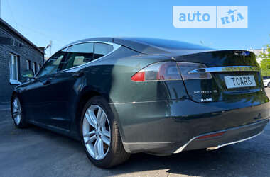 Лифтбек Tesla Model S 2013 в Киеве