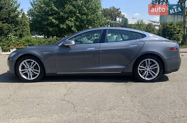 Лифтбек Tesla Model S 2013 в Киеве