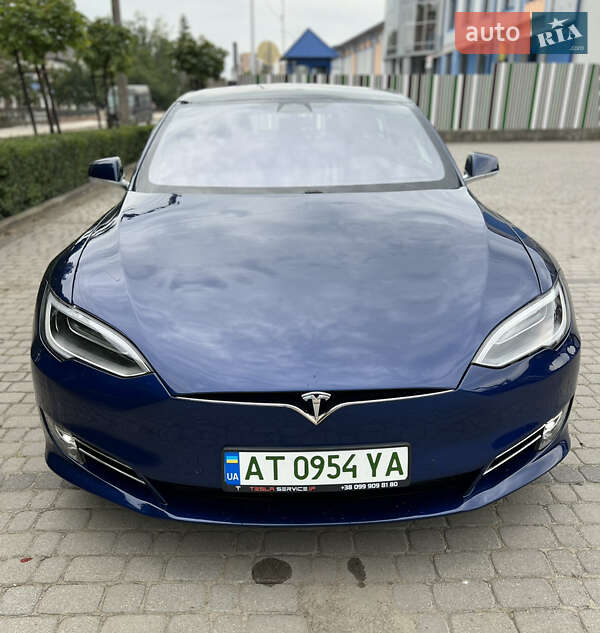 Ліфтбек Tesla Model S 2018 в Івано-Франківську