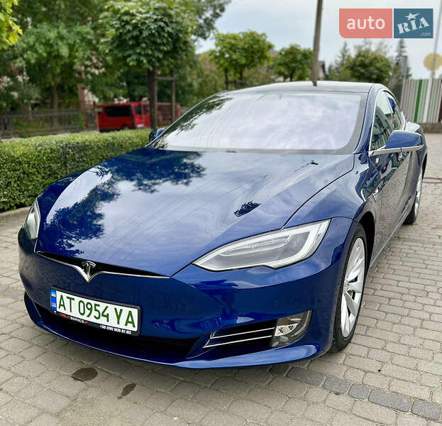 Tesla Model S 2018